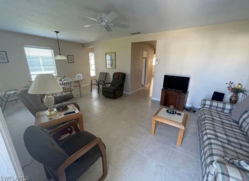 8 Temple Ct, Lehigh Acres, FL 33936-7219
