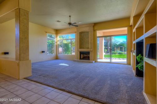 2570 Castle Rock Dr, Tucson AZ exterior