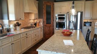 12519 Farrow Ave, Kansas City KS  66109-7102 exterior