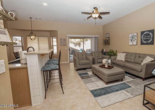 628 Stottler Dr, Gilbert AZ 85296-8387 exterior