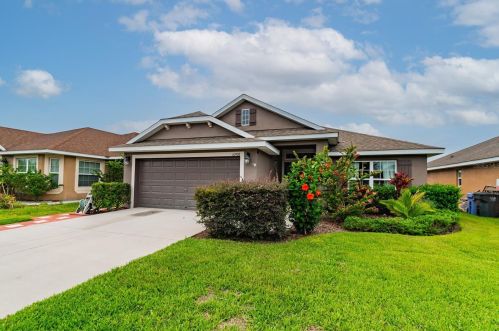 10908 Standing Stone Dr, Wimauma, FL 33598-6159