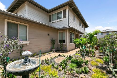 92-761 Kuhoho St, Kapolei HI  96707 exterior