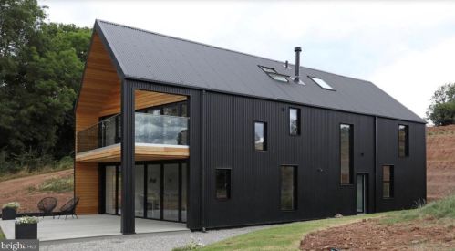 1704 Dreshertown Rd, Dresher PA  19025-1303 exterior