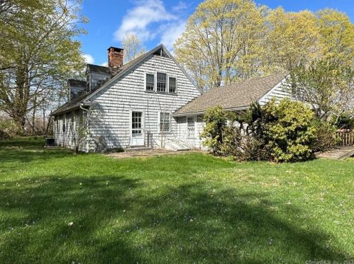 214 Berkshire Rd, Sandy Hook CT  06482-1548 exterior