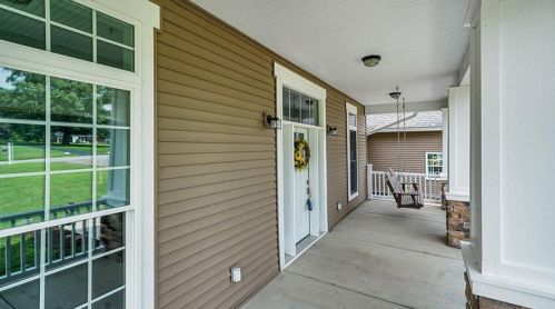 154 Halltown Rd, Wampum, PA 16157-2014