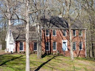8621 Lake Cv, Lakeland, TN 38002-9348