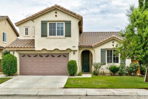 1680 Midnight Sun Dr, Beaumont, CA 92223-8443