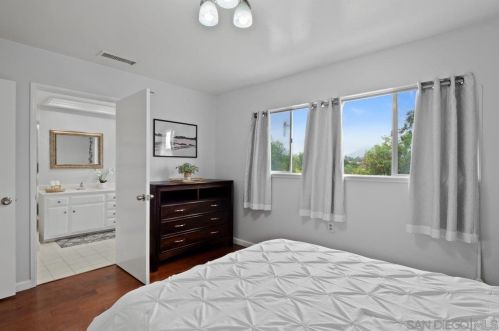 17061 Acena Dr, San Diego CA  92128-2674 exterior