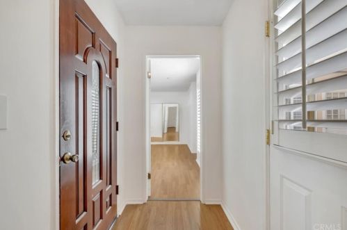 318 Sherman Dr, Long Beach CA  90746-1159 exterior