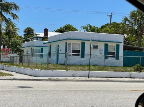 538 28th St, West Palm Beach, FL 33407-5148