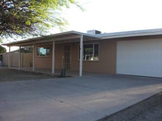 410 98th St, Mesa, AZ 85207-7110