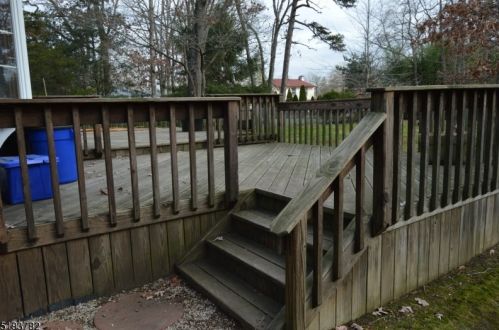 32 Lorton Rd, Old Bridge NJ  08857-3433 exterior