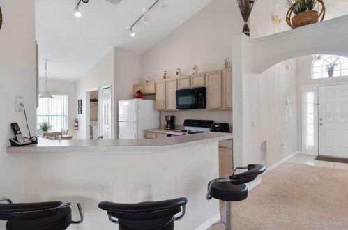 1155 Liberty Hall Dr, Kissimmee FL 34746-6724 exterior