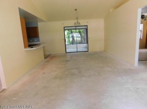 1884 Crane Creek Blvd, Melbourne, FL 32940-6790