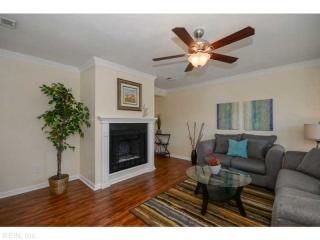 469 San Roman Dr, Chesapeake, VA 23322-8003