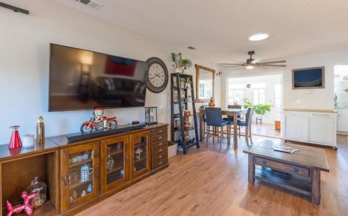 4593 Sunrise Rdg, Oceanside CA  92056-2948 exterior