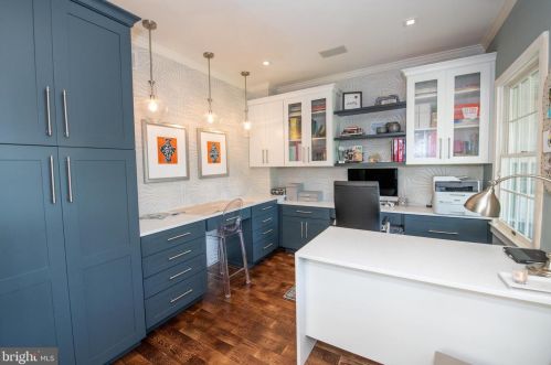 156 Whitney Ln, Southampton PA  18954-1080 exterior