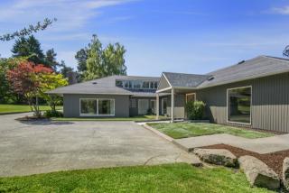 2602 Taylor Dr, Everett, WA 98203-1454