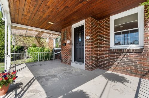 1542 Hawthorne St, Pittsburgh PA  15201-2046 exterior