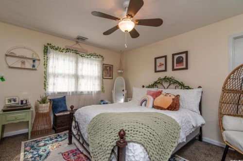 182 Miller Place Rd, Miller Place NY  11764-2804 exterior