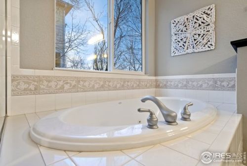 4283 Golf Vis Dr, Loveland CO 80537-3528 exterior