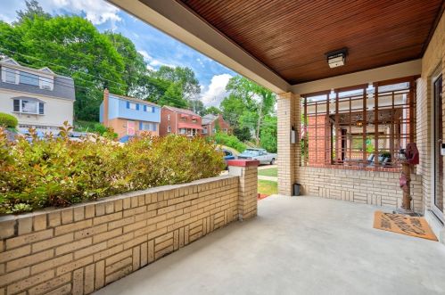 3321 Waltham Ave, Pittsburgh, PA 15216-2227