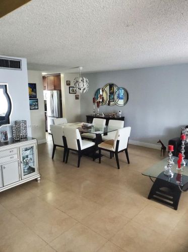 11233 15th Pl, Hollywood FL  33026-2680 exterior