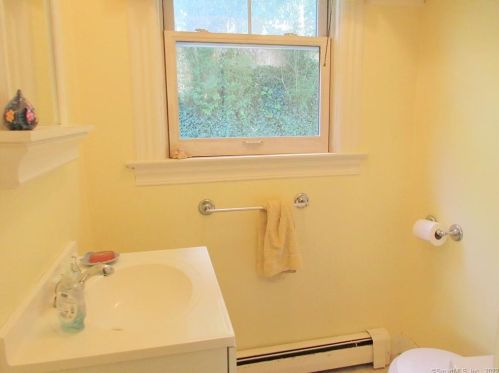 21 Berkeley Ave, United States Coast Guard Ac CT  06320-5311 exterior