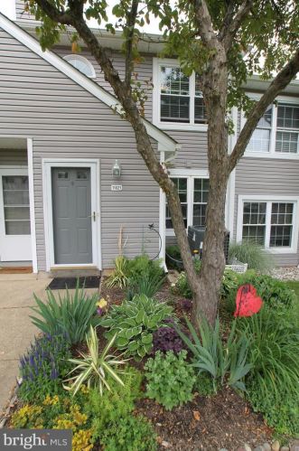 11021 Bennett Pl, Southampton PA  18966-5513 exterior