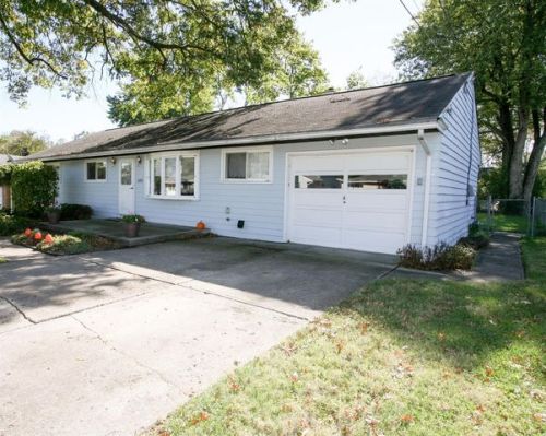 575 Grandin Ave, Cincinnati, OH 45246-2949