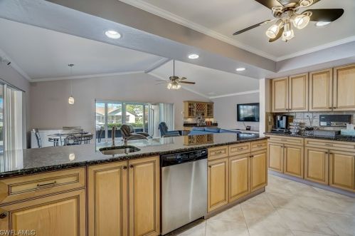 2012 27th Ter, Cape Coral FL  33904-3256 exterior