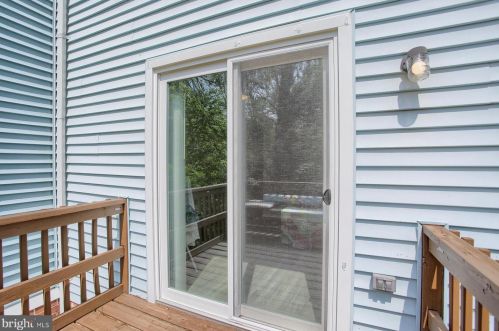 56 Ashford Dr, West Enola PA  17025-2320 exterior