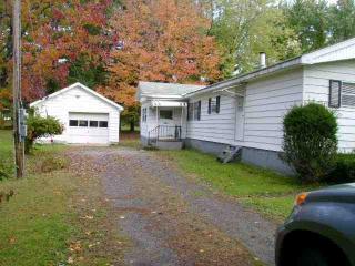 28 Second Ave, Broadalbin, NY 12025-2163