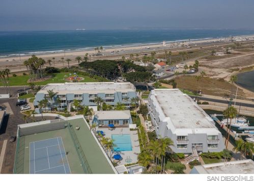 80 Montego Ct, San Diego CA 92118-3253 exterior