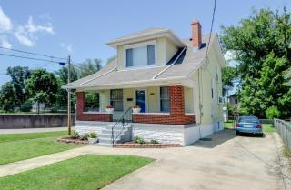 4629 Varble Ave, Louisville, KY 40211-3136