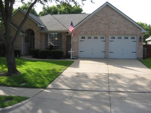 2215 Richmond Cir, Midlothian, TX 76063-5186