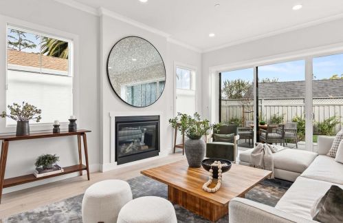 1162 Shamrock Dr, Campbell CA  95008-6118 exterior