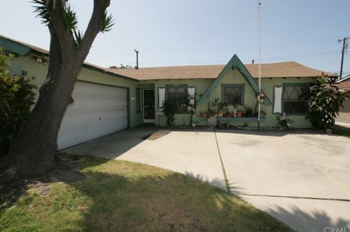 6672 Vanguard Ave, Garden Grove, CA 92845-1442