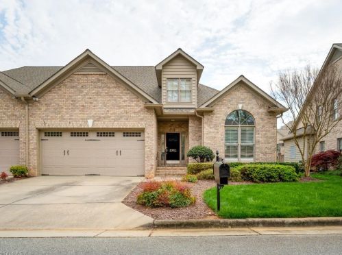 5303 Perrou Ct, Greensboro, NC 27410-2696