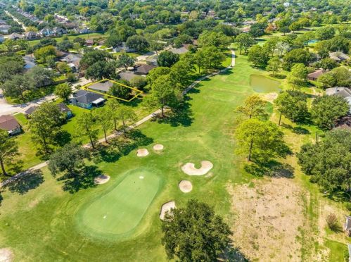 3211 Peach Hollow Cir, Pearland, TX 77584-2059