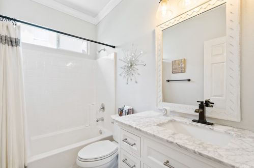 12607 Orangeblossom Ln, Riverside CA  92503-7059 exterior