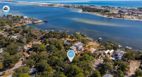 301 Brooks St, Fort Walton Beach FL  32548-7234 exterior