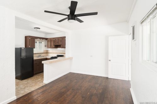 3257 L St, San Diego CA  92102-4332 exterior