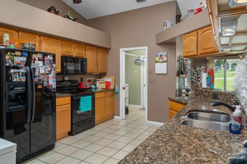 4224 Pine Ridge Blvd, Beverly Hills FL  34465-2976 exterior