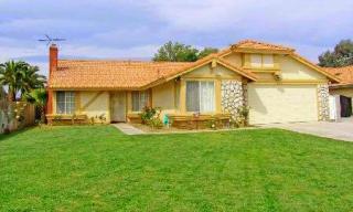 216 Woodcrest St, Rialto CA  92376-7500 exterior