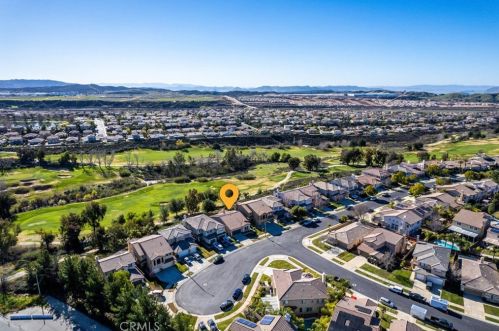 37227 Winged Foot Rd, Beaumont CA  92223-8010 exterior