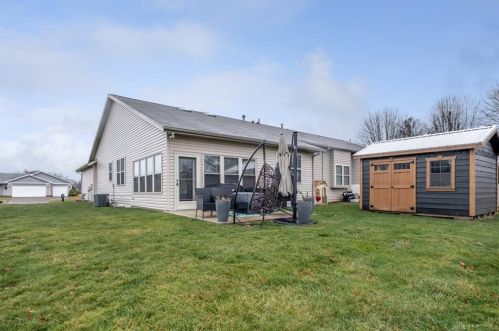 582 Kathys Way, Xenia, OH 45385-4882