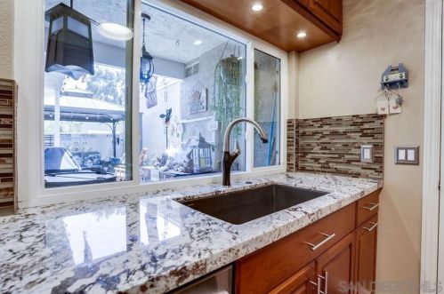 13673 Comuna Dr, Poway CA  92064-4638 exterior