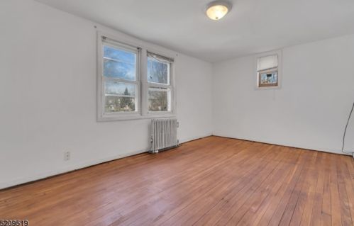 220 Linden Ave, Rahway NJ  07065-4235 exterior