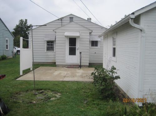 1219 Main St, Washington Ch OH  43160-1961 exterior